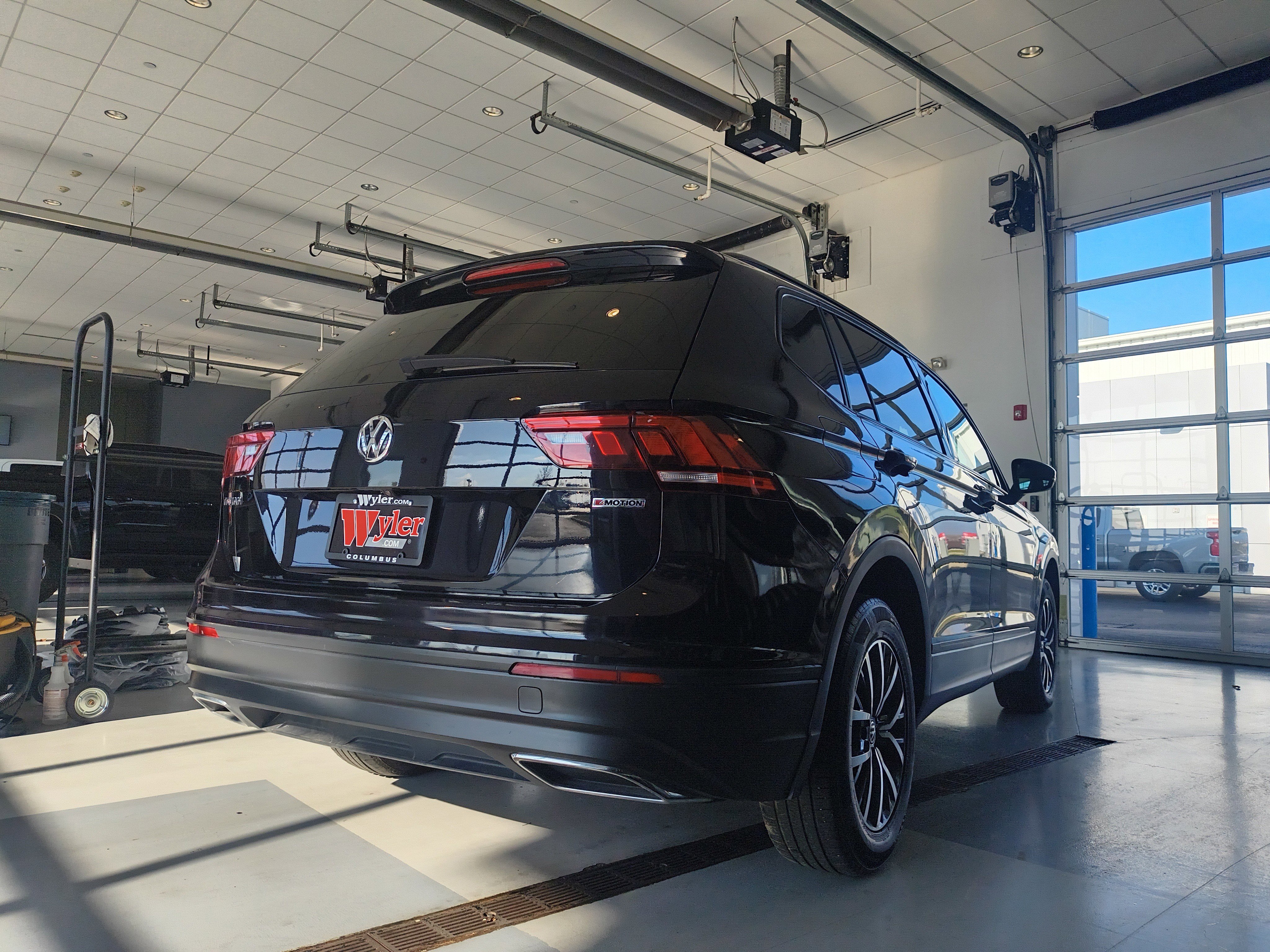 Used 2021 Volkswagen Tiguan S image 4