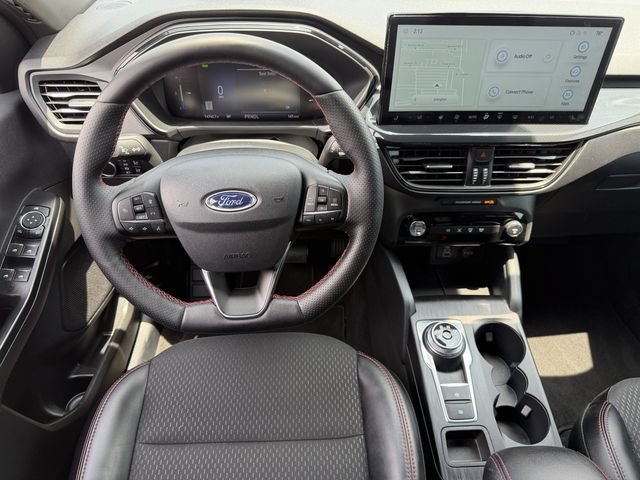 Used 2025 Ford Escape ST-Line w/ Equipment Group 301A FWD image 12