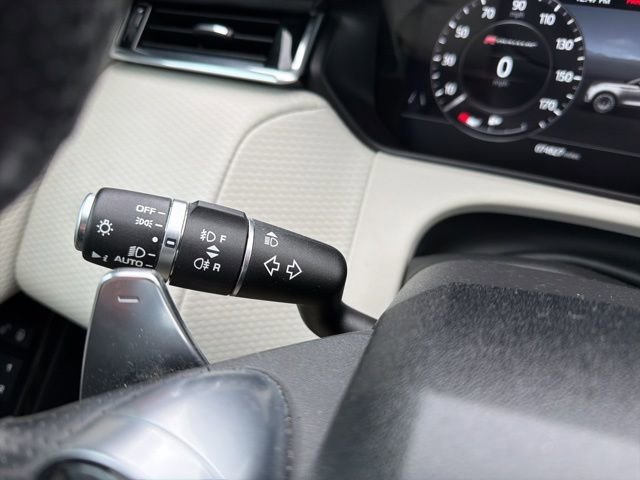 Used 2020 Land Rover Range Rover Velar R-Dynamic S image 41