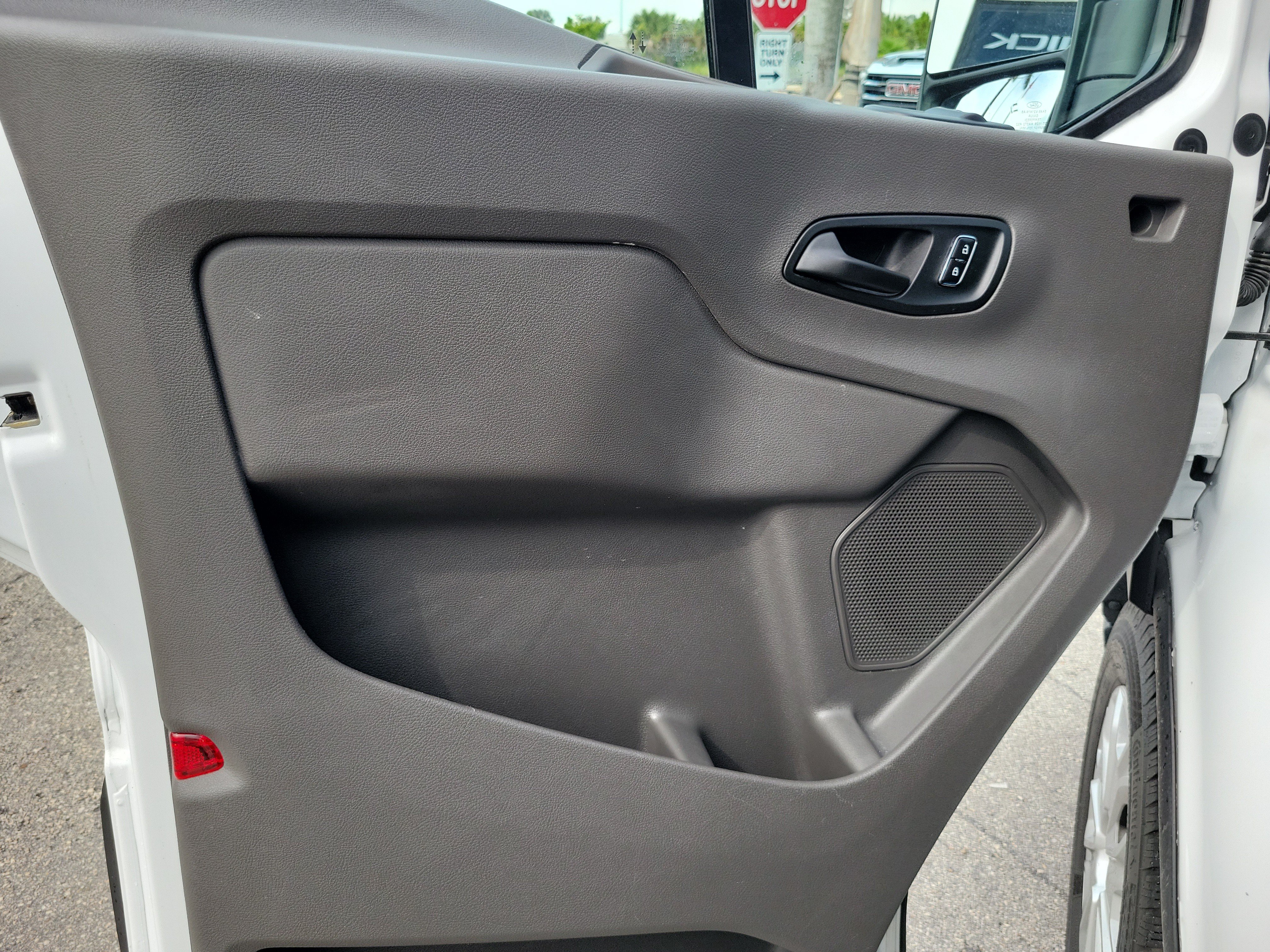 Used 2025 Ford Transit 250 Low Roof w/ Exterior Upgrade Package RWD image 20