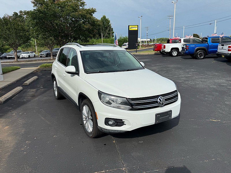 Used 2015 Volkswagen Tiguan SE FWD image 6