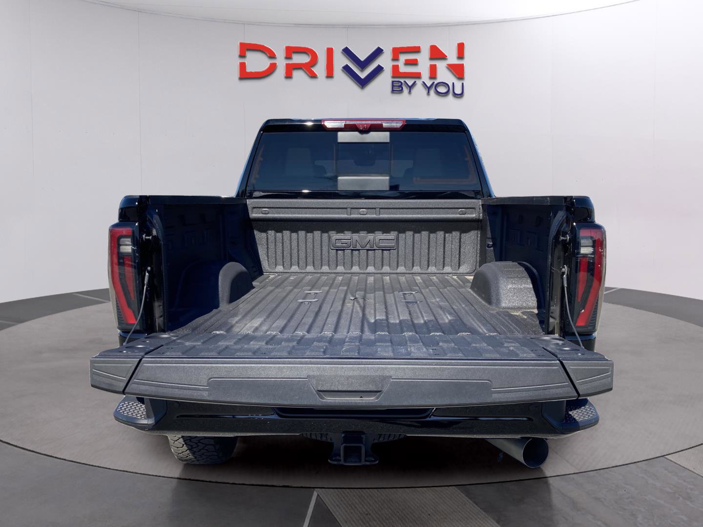 New 2026 GMC Sierra 2500 AT4 w/ AT4 Premium Plus Package image 5