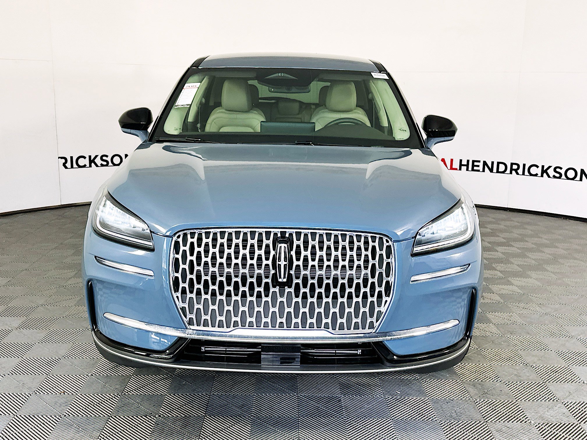 Used 2023 Lincoln Corsair FWD image 8