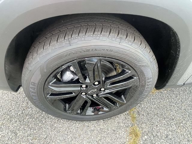 New 2026 Chevrolet Trax ACTIV w/ Sunroof Package FWD image 9