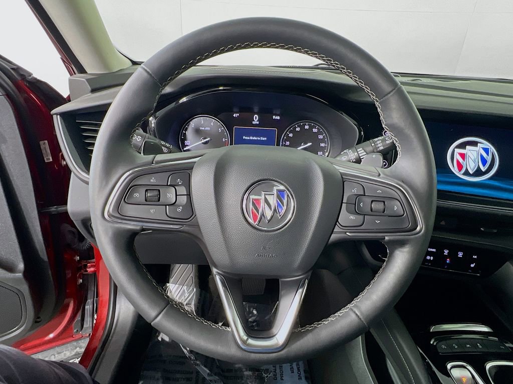 Used 2023 Buick Envision Essence image 10