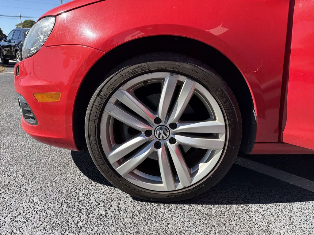 Used 2015 Volkswagen Eos Final Edition image 28