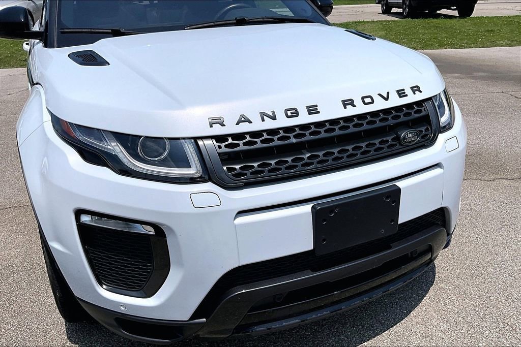 Used 2018 Land Rover Range Rover Evoque SE Premium AWD/4WD image 26