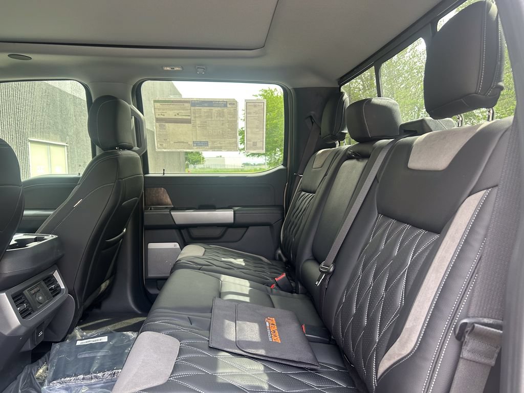 New 2026 Ford F250 Lariat w/ Black Appearance Package AWD/4WD image 14