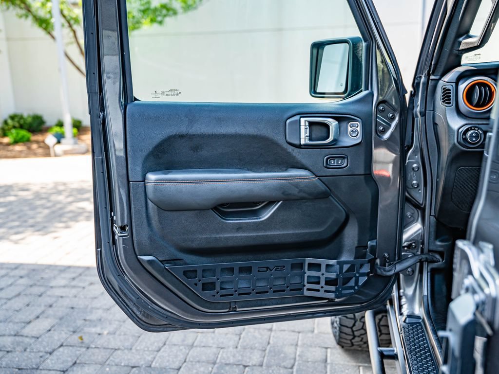 Used 2021 Jeep Gladiator Mojave AWD/4WD image 19