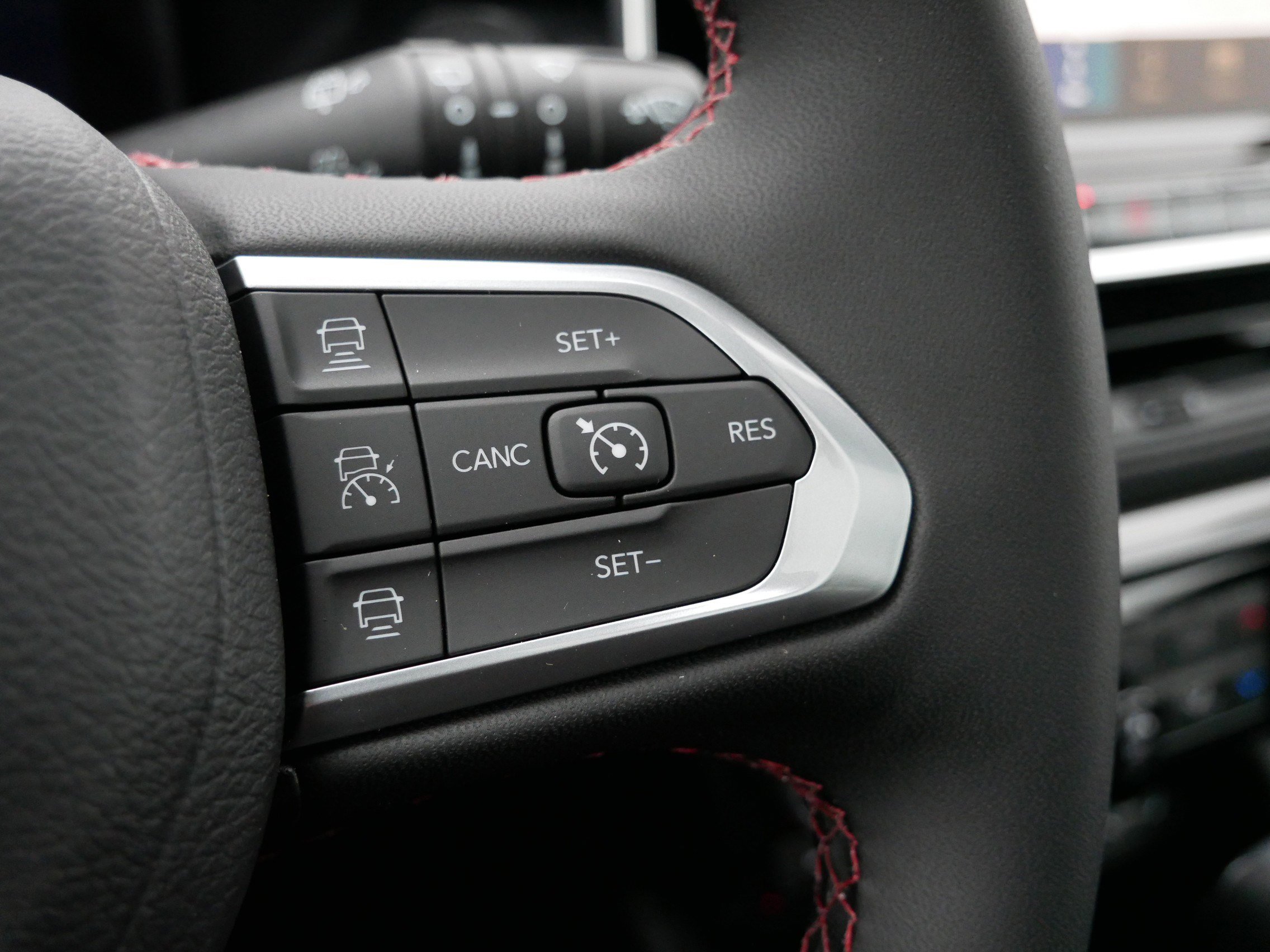 New 2026 Jeep Compass Trailhawk w/ Sun, Sound & Navigation Group image 20