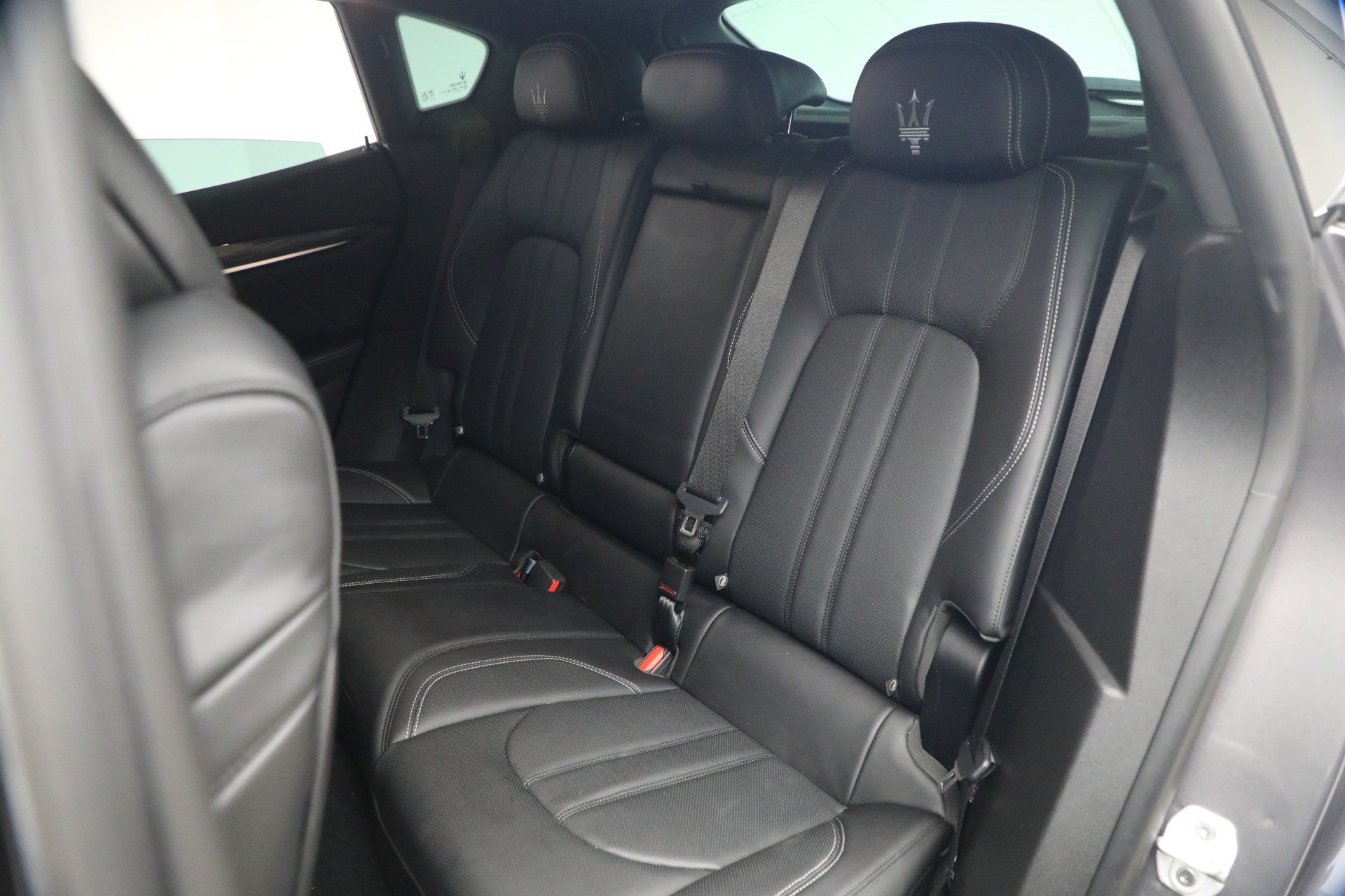 Certified 2023 Maserati Levante GT AWD/4WD image 17