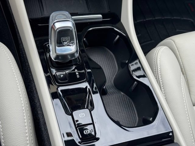 Used 2022 Volvo XC40 T5 Inscription w/ Advanced Package AWD/4WD image 35