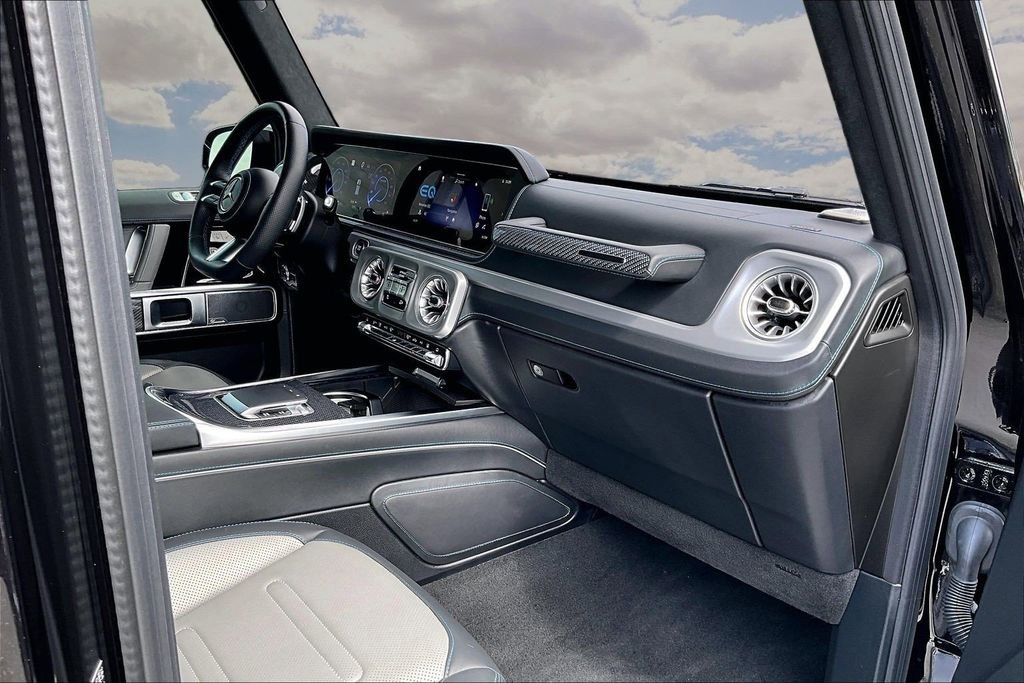 Used 2025 Mercedes-Benz G 580 w/ EQ Technology image 26