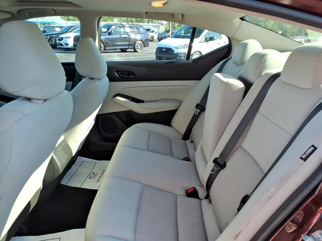 Used 2023 Nissan Altima 2.5 SV w/ SV Premium Package FWD image 22