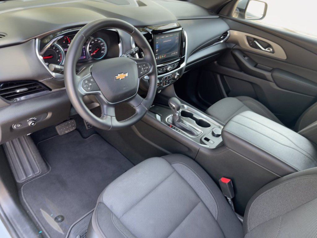 Certified 2023 Chevrolet Traverse LT FWD image 4
