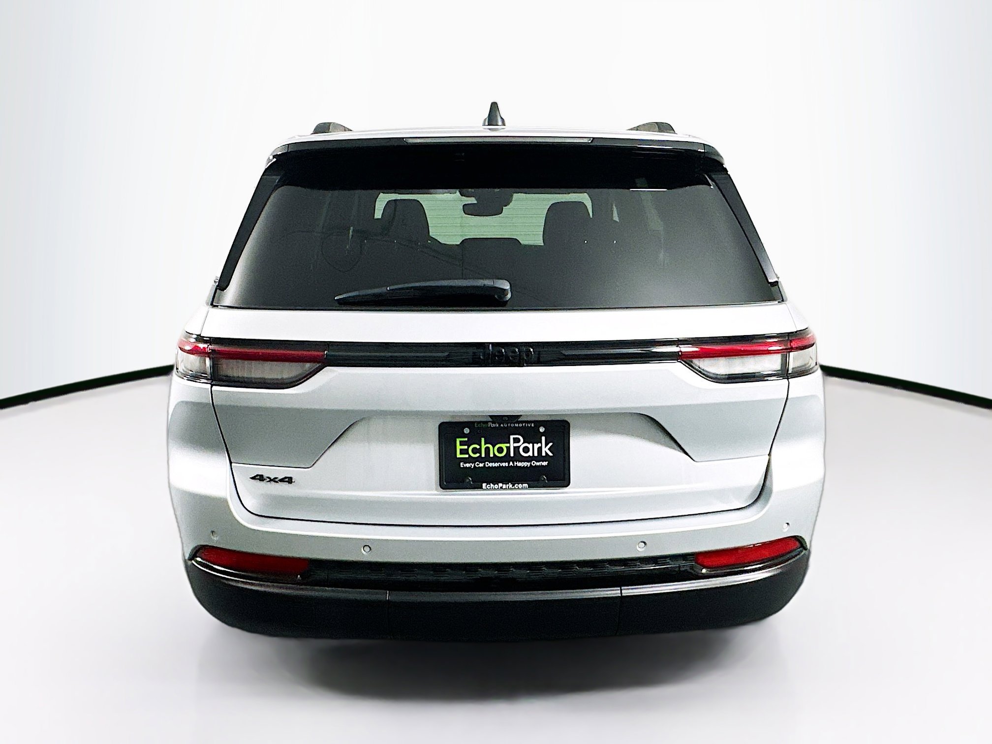 Used 2023 Jeep Grand Cherokee Altitude image 7