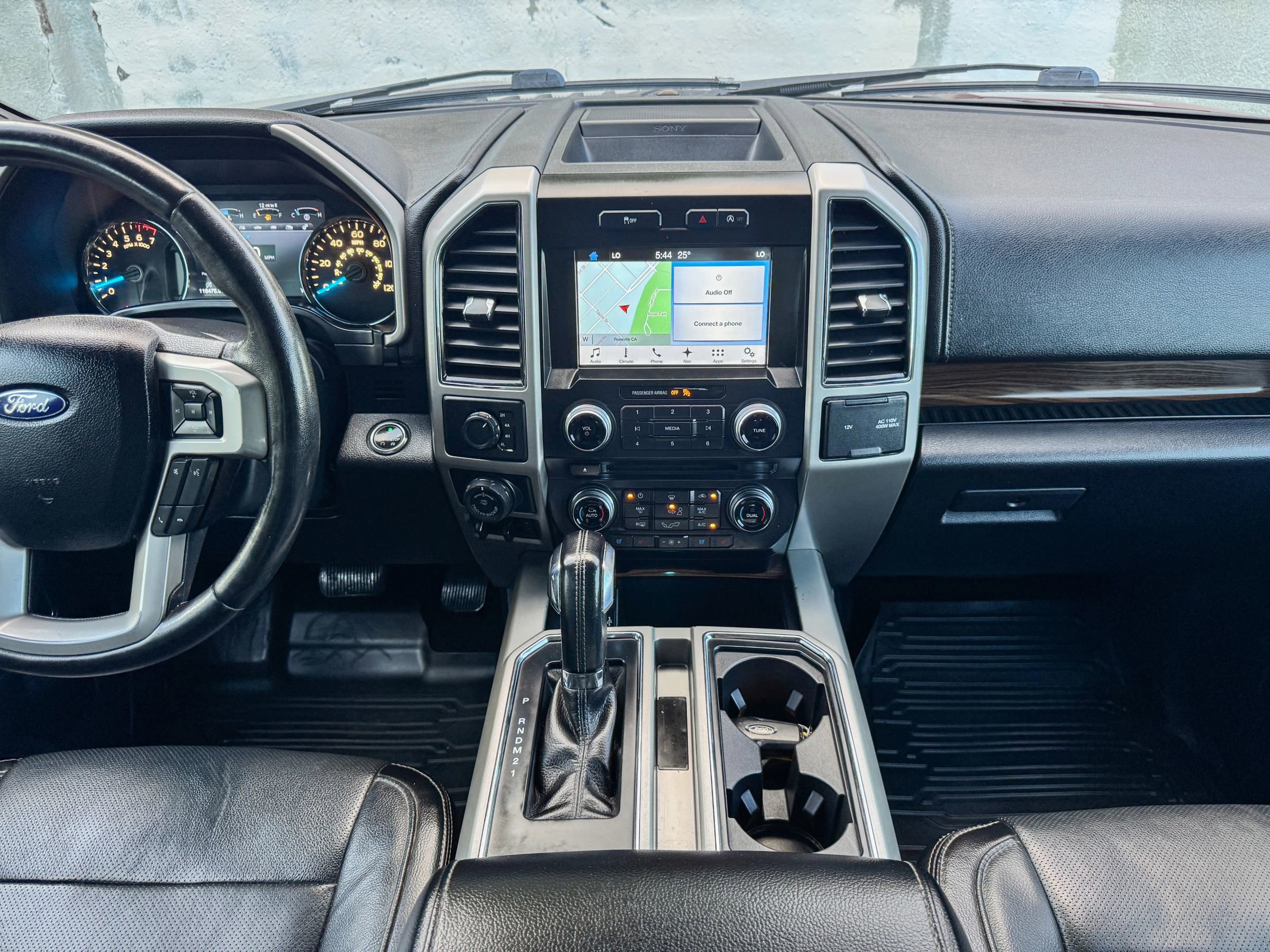 Used 2017 Ford F150 Lariat w/ Equipment Group 501A Mid image 22