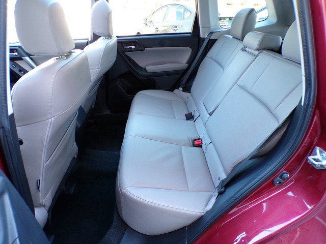 Used 2014 Subaru Forester 2.5i Limited w/ Protection Package #2 AWD/4WD image 10