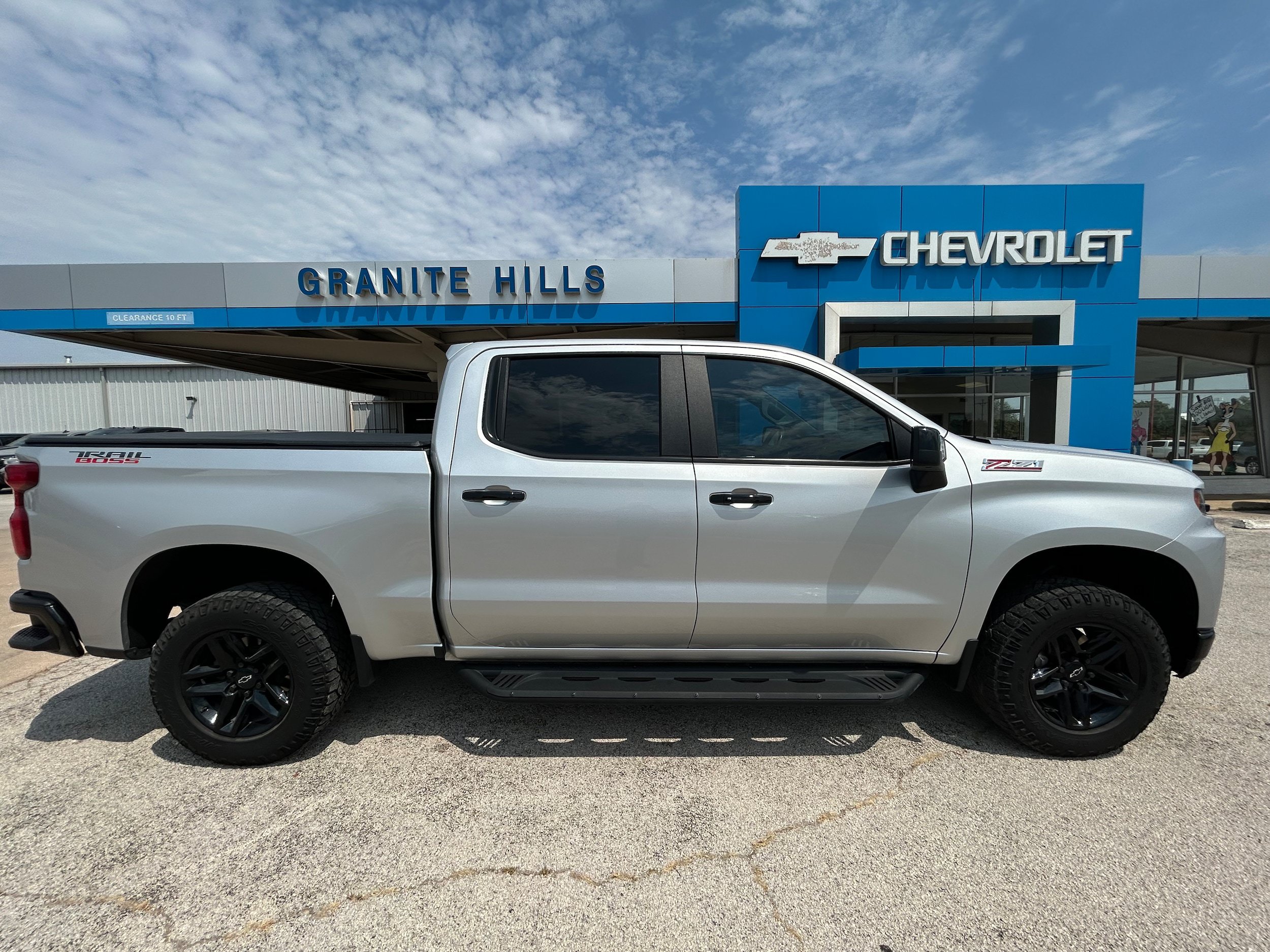 Used 2021 Chevrolet Silverado 1500 LT Trail Boss w/ Convenience Package II AWD/4WD image 16