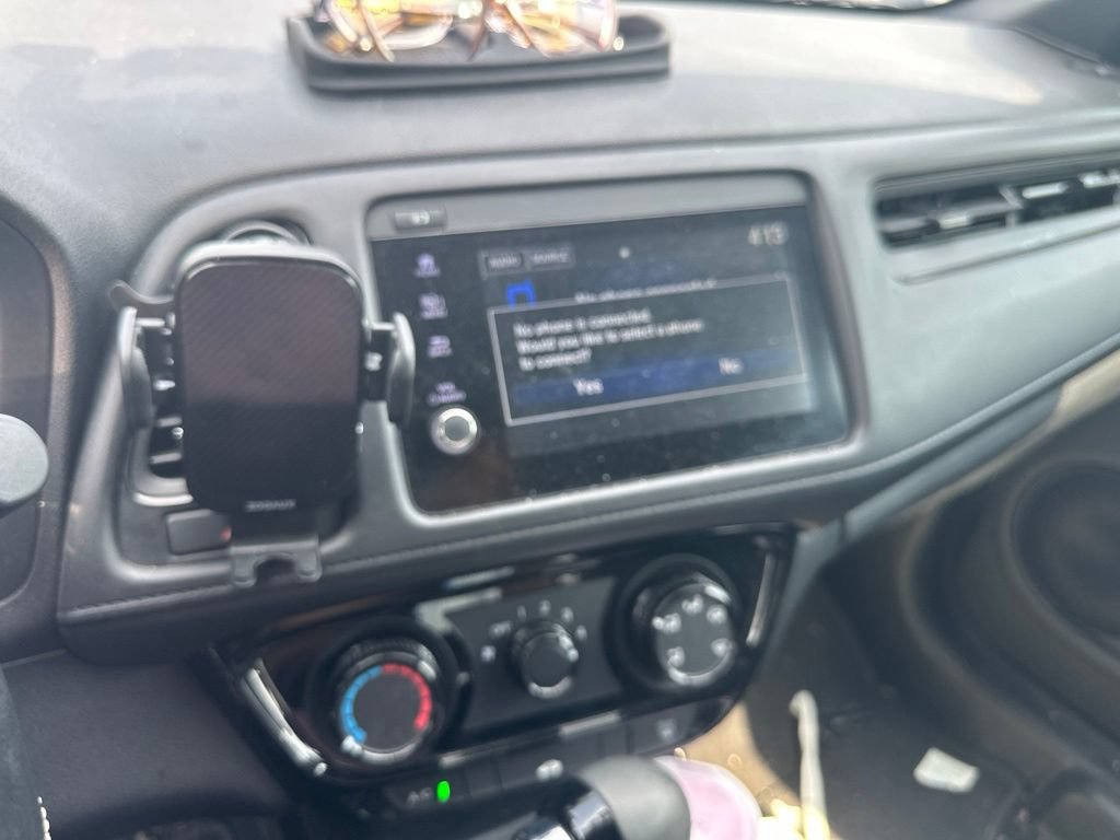Used 2020 Honda HR-V Sport image 12