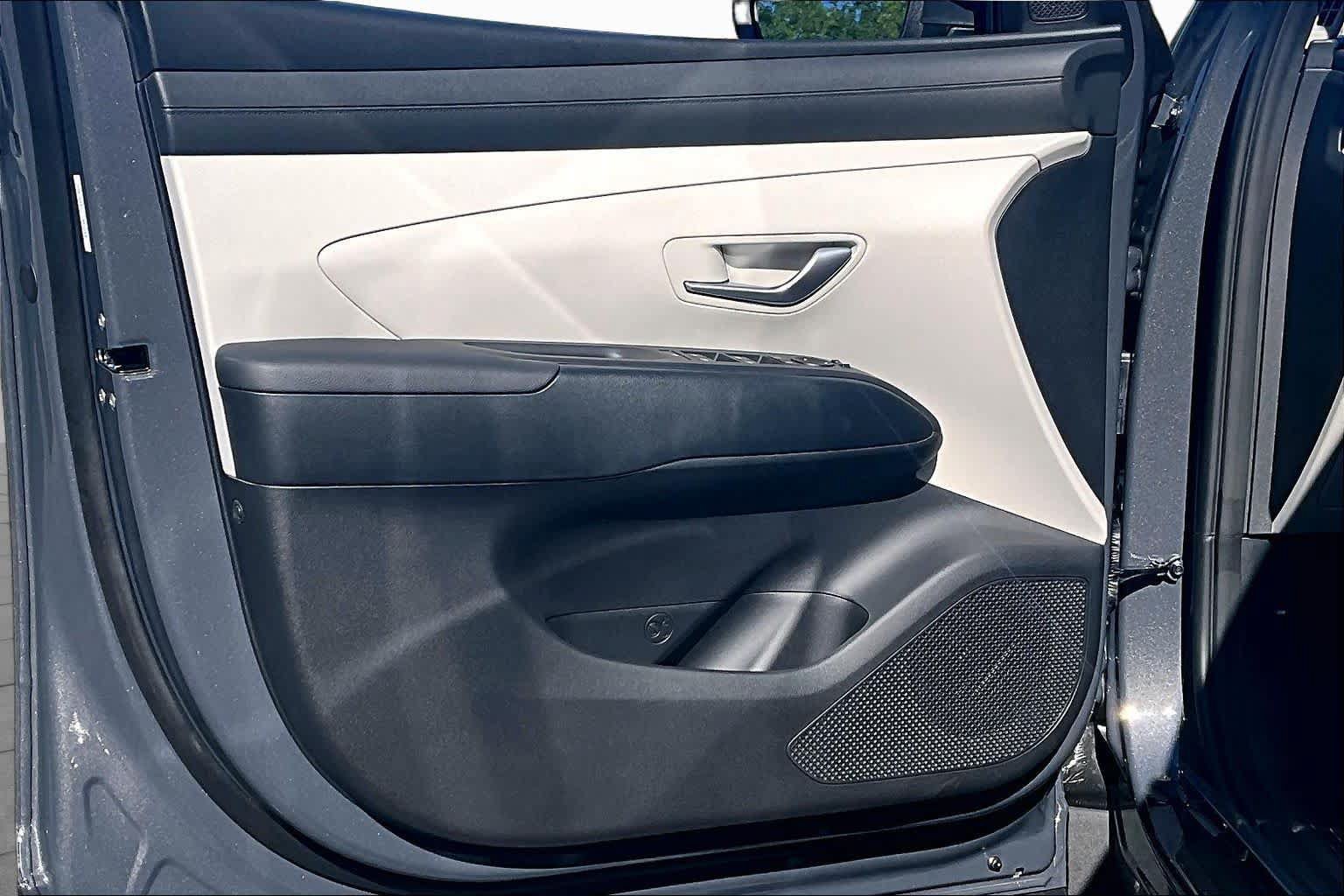 New 2026 Hyundai Tucson Blue SE AWD/4WD image 13