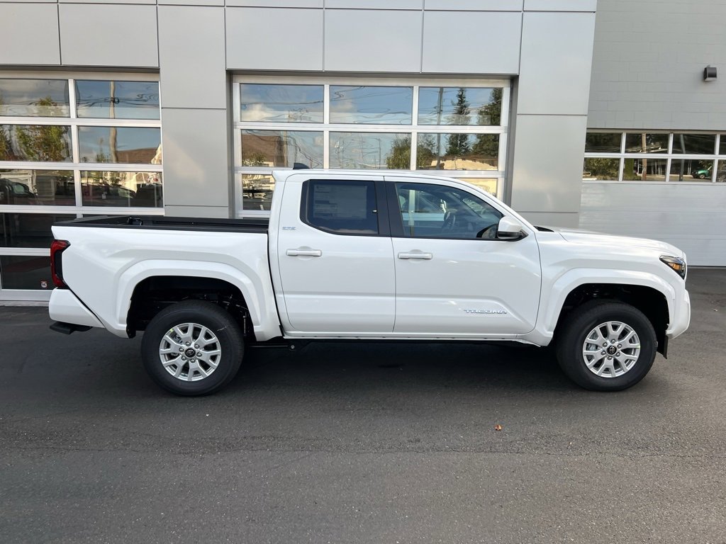 New 2025 Toyota Tacoma SR5 image 6