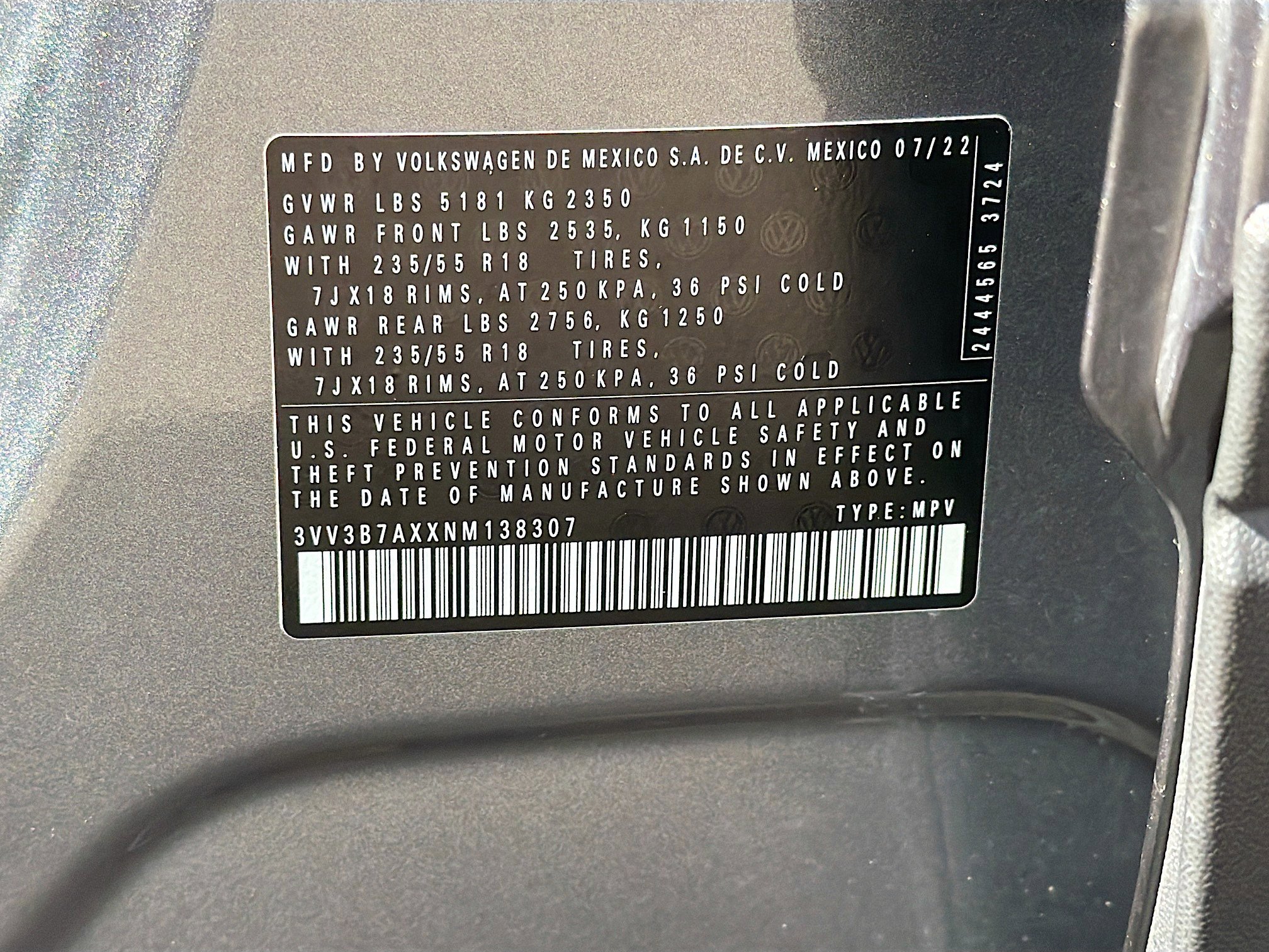 Used 2022 Volkswagen Tiguan SE image 43