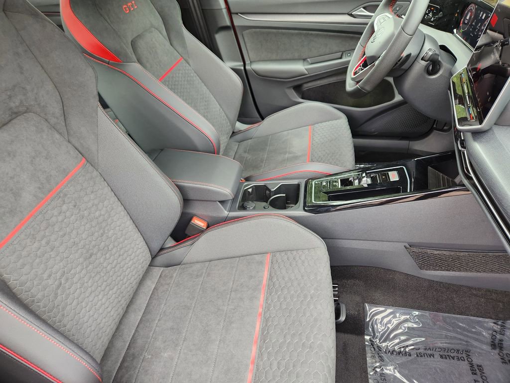 New 2026 Volkswagen GTI SE FWD image 5