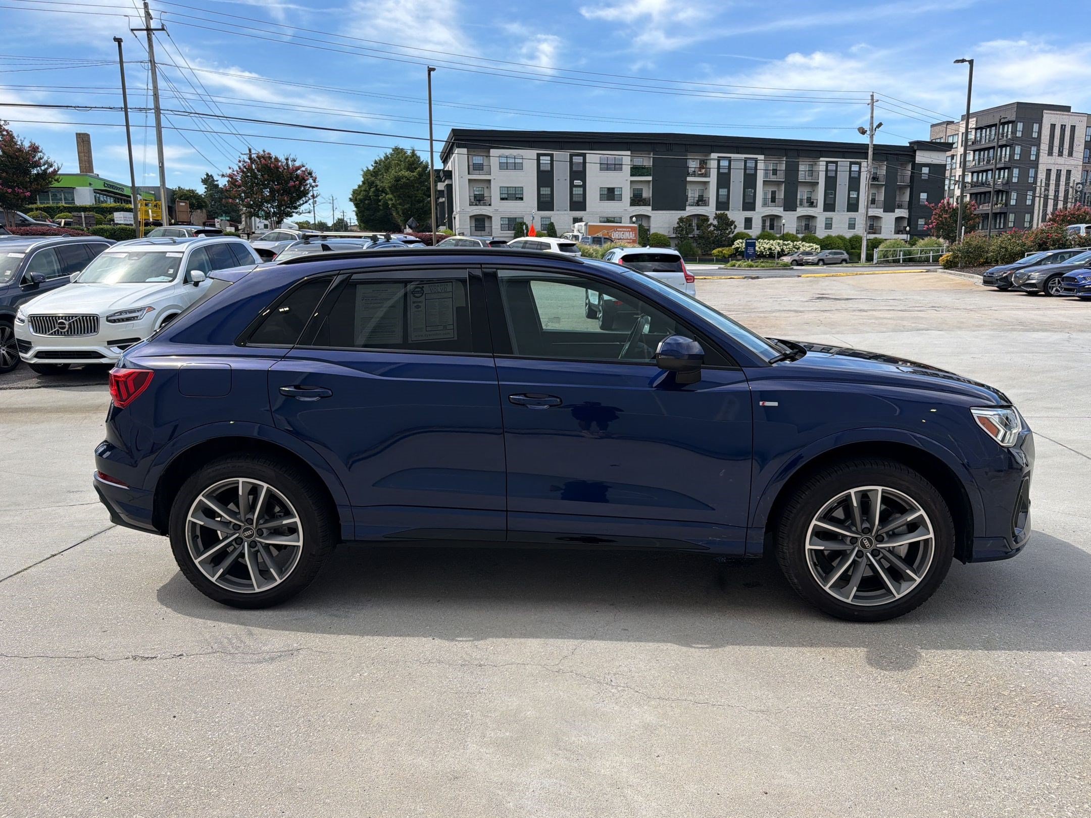 Used 2024 Audi Q3 2.0T Premium Plus AWD/4WD image 8
