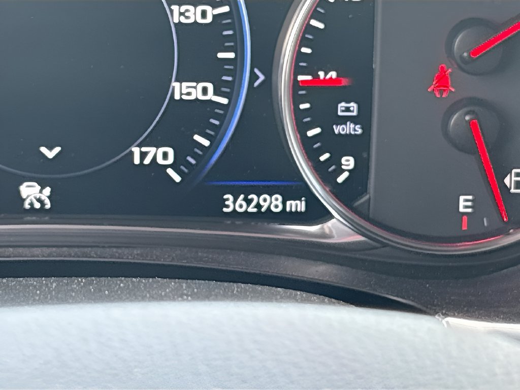 Used 2023 Chevrolet Traverse High Country w/ LPO, Floor Liner Package FWD image 12
