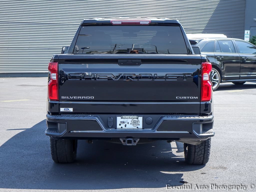 Used 2021 Chevrolet Silverado 1500 Custom AWD/4WD image 6