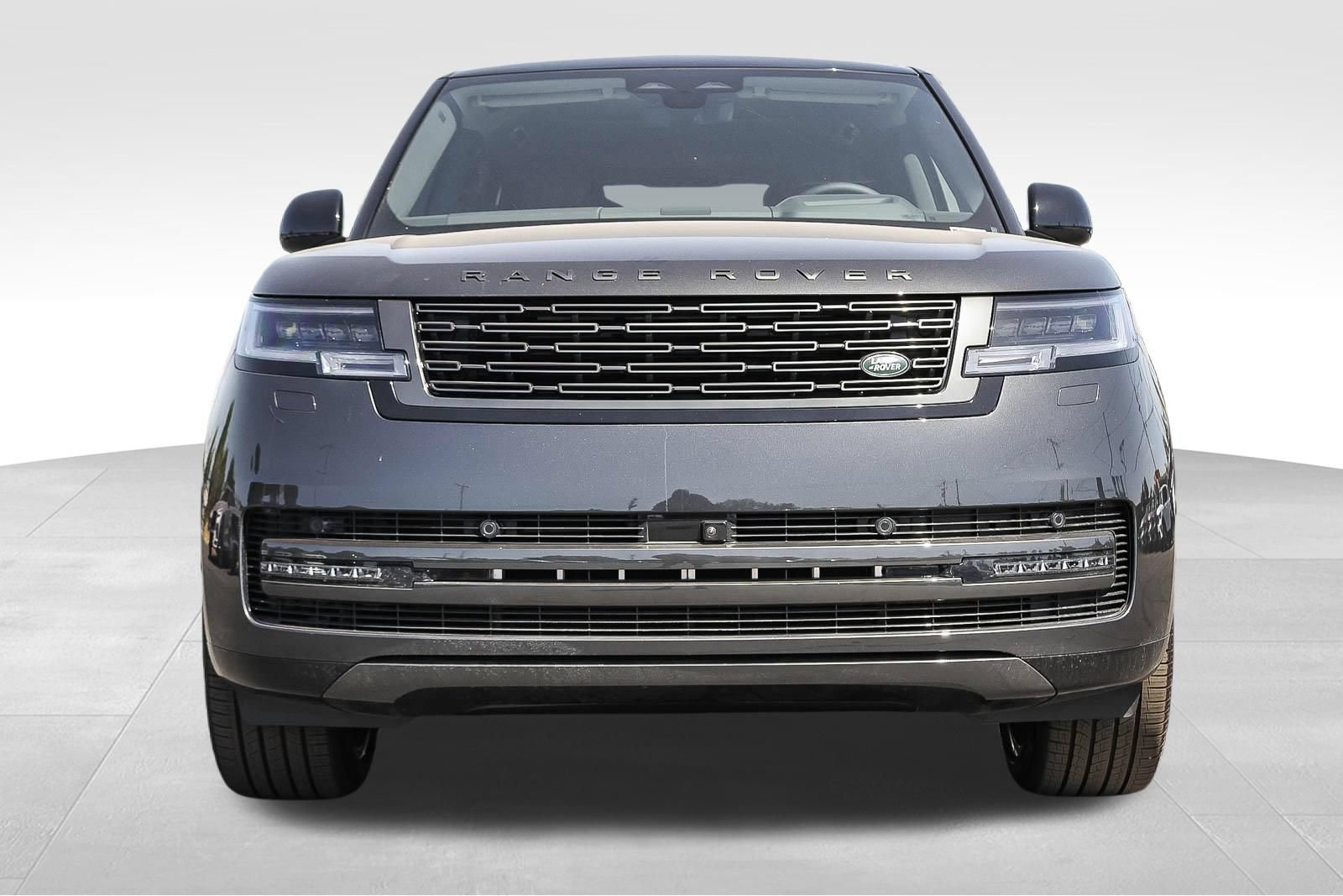 New 2026 Land Rover Range Rover Long Wheelbase SE AWD/4WD image 2
