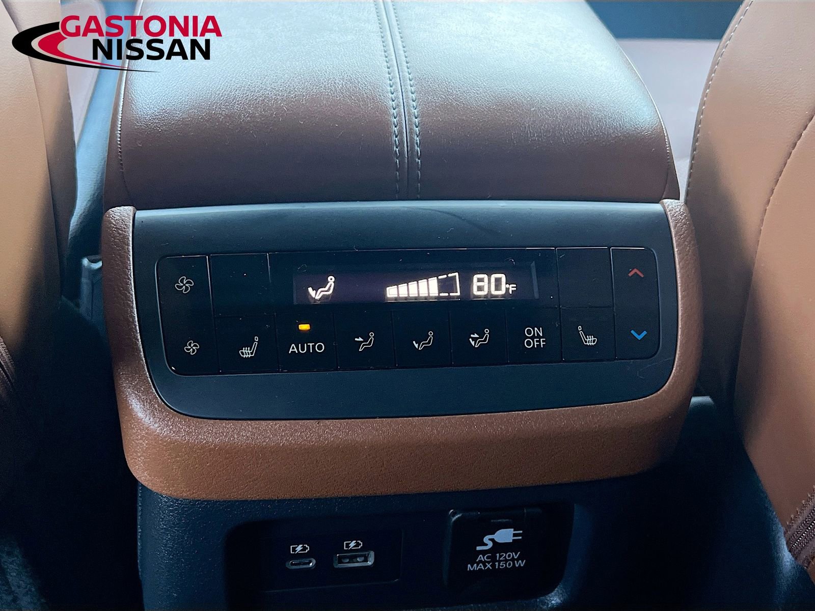 Used 2024 Nissan Pathfinder Platinum w/ Cargo Package image 34