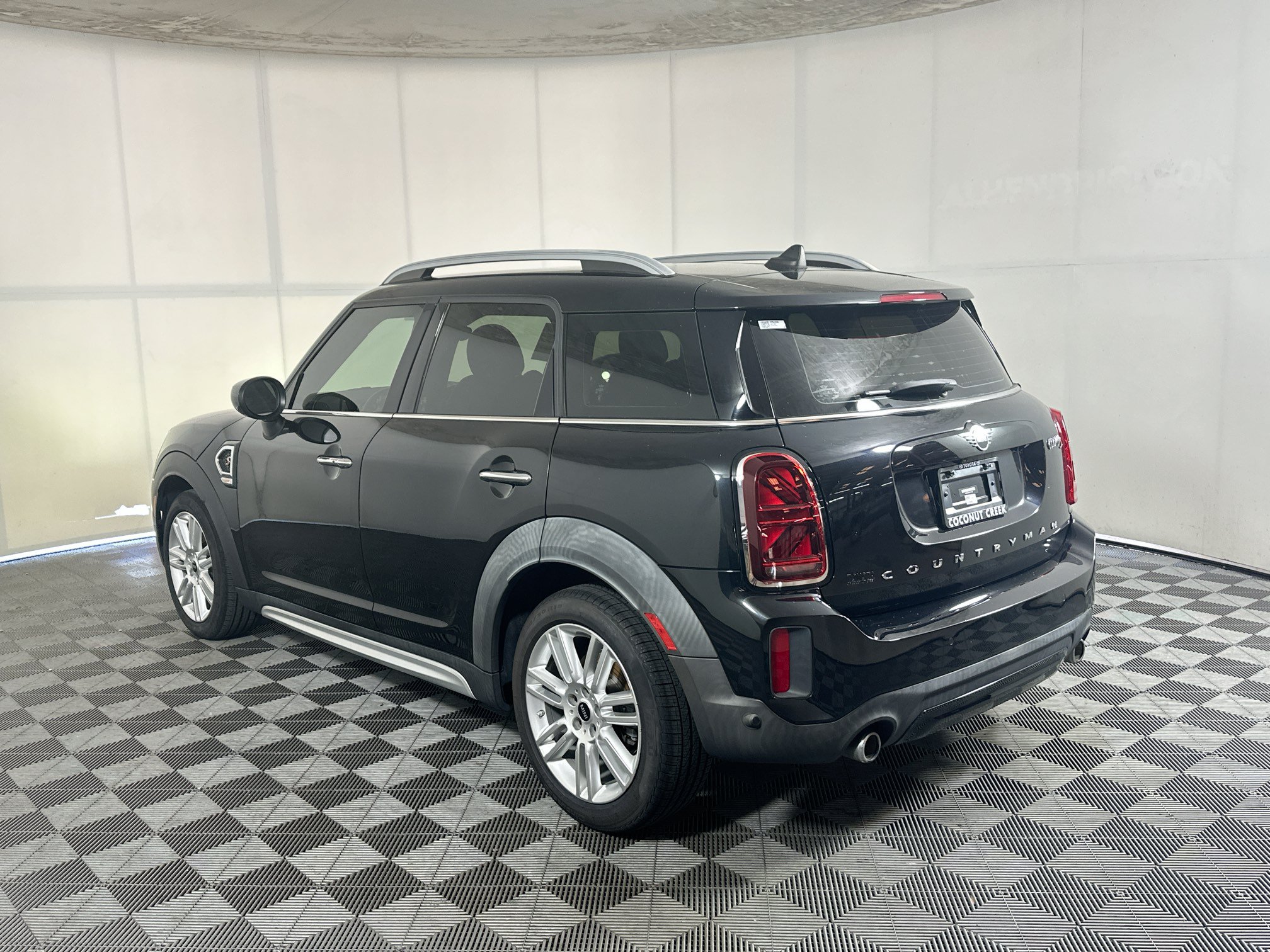 Used 2023 MINI Cooper Countryman S FWD image 5