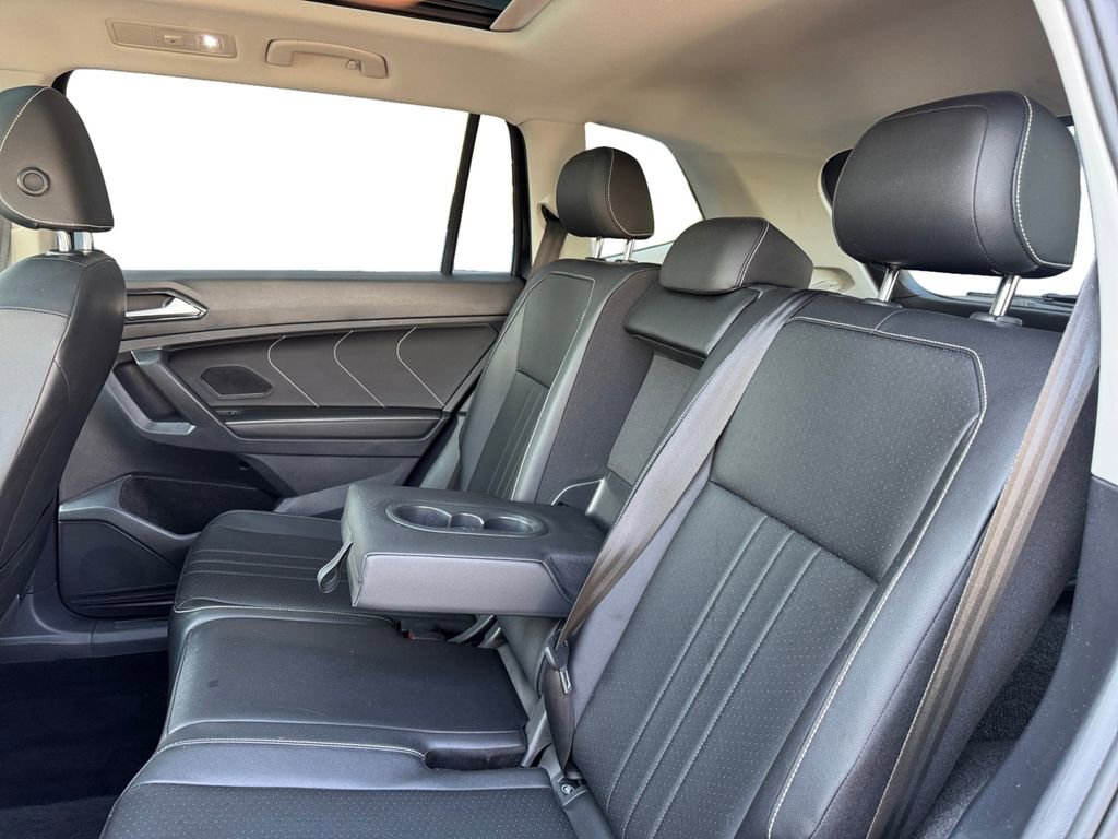 Used 2022 Volkswagen Tiguan SE AWD/4WD image 22