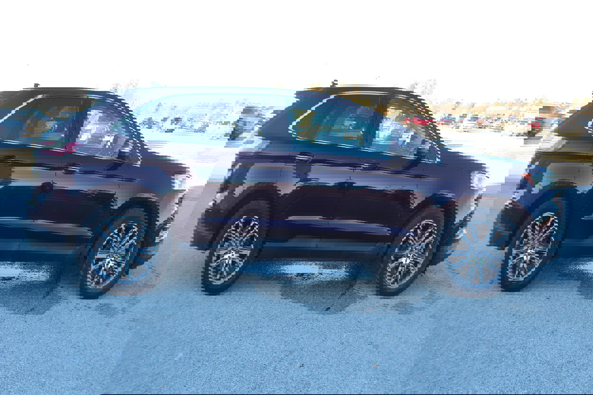 Used 2019 Ford Edge Titanium w/ Equipment Group 301A image 4