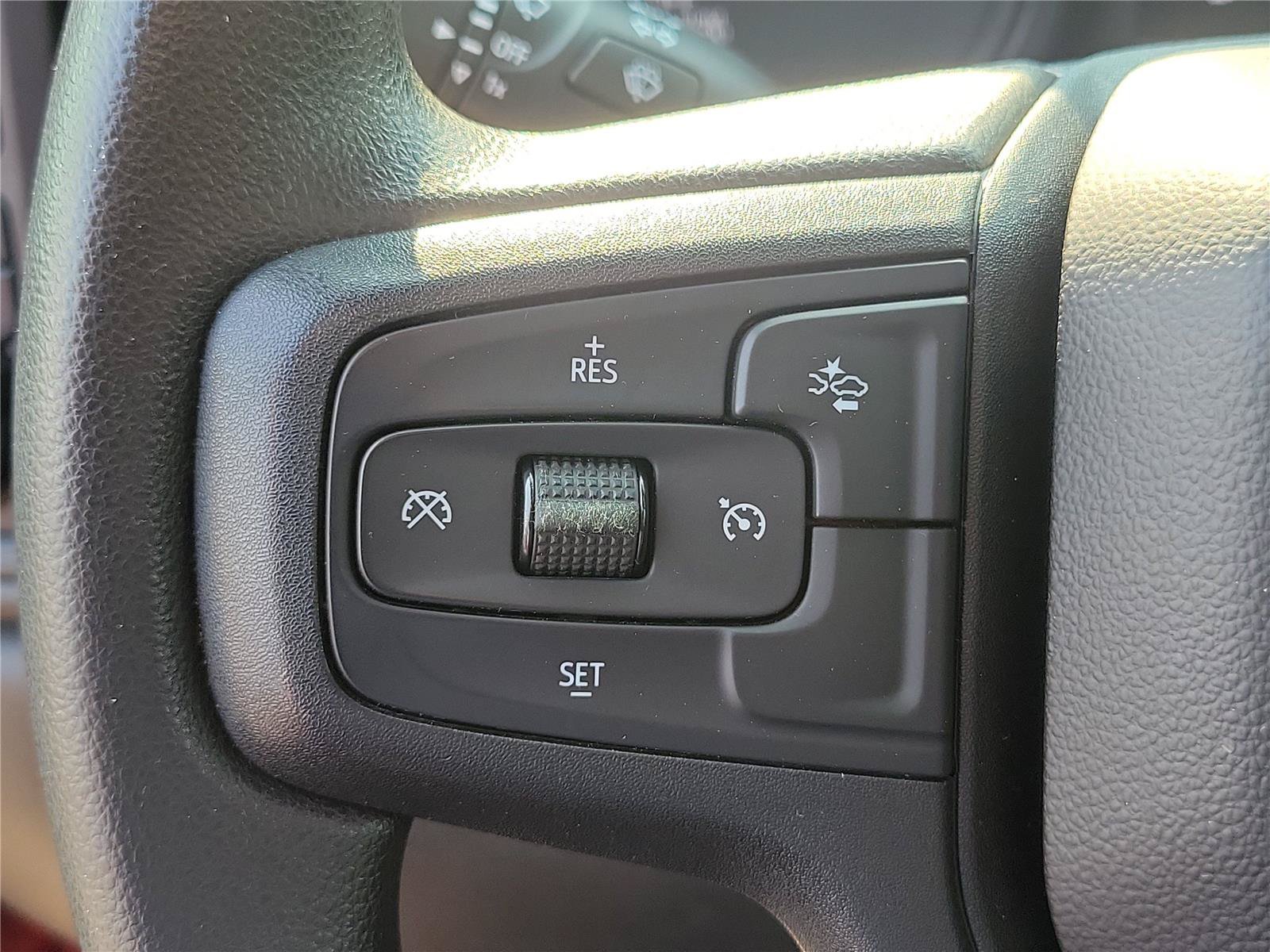 Used 2022 Chevrolet Silverado 1500 Custom AWD/4WD image 22