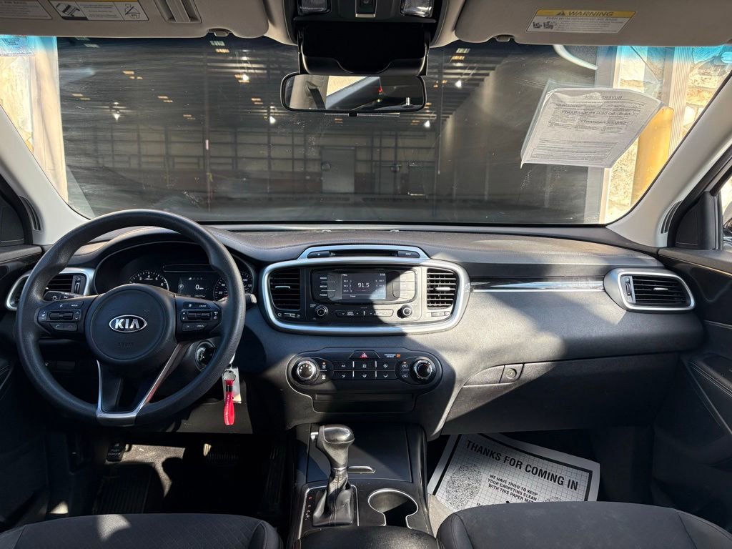 Used 2017 Kia Sorento AWD image 22