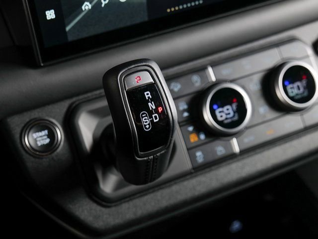 Used 2025 Land Rover Defender 90 S AWD/4WD image 14