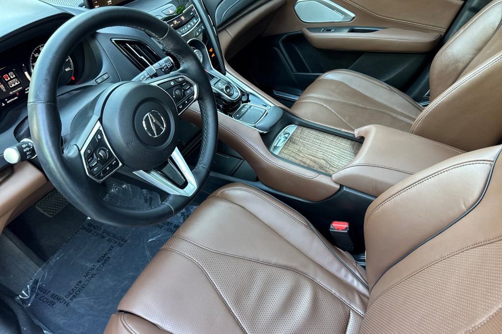 Used 2023 Acura RDX AWD w/ Advance Package image 3