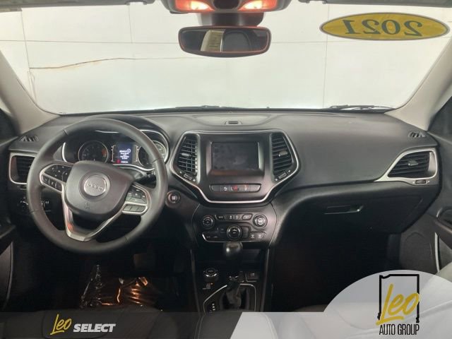 Used 2021 Jeep Cherokee Latitude Lux AWD/4WD image 19