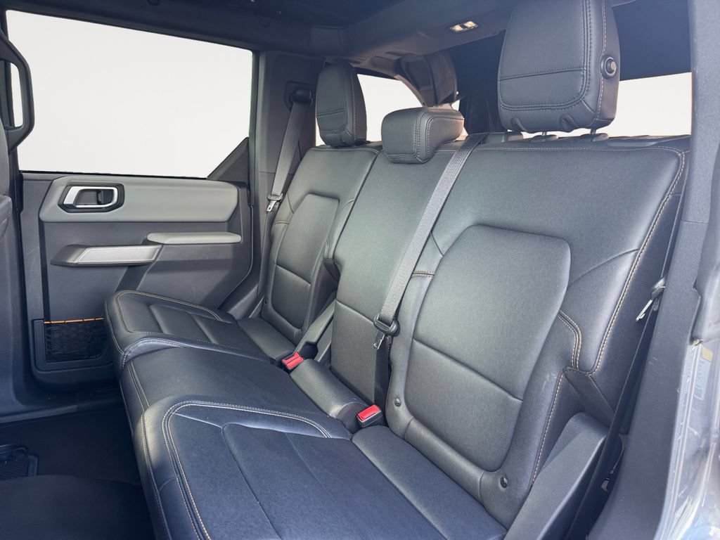 Used 2023 Ford Bronco Badlands AWD/4WD image 13