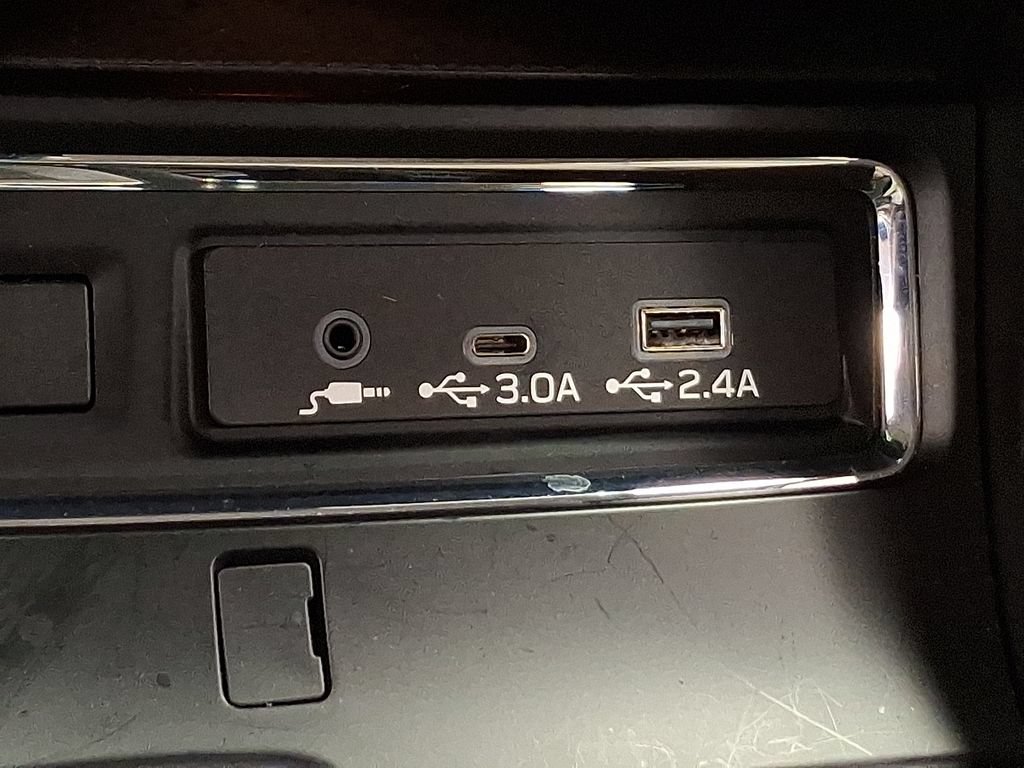 Certified 2025 Subaru Ascent Premium AWD/4WD image 24