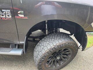 Used 2017 RAM 3500 Big Horn AWD/4WD image 12