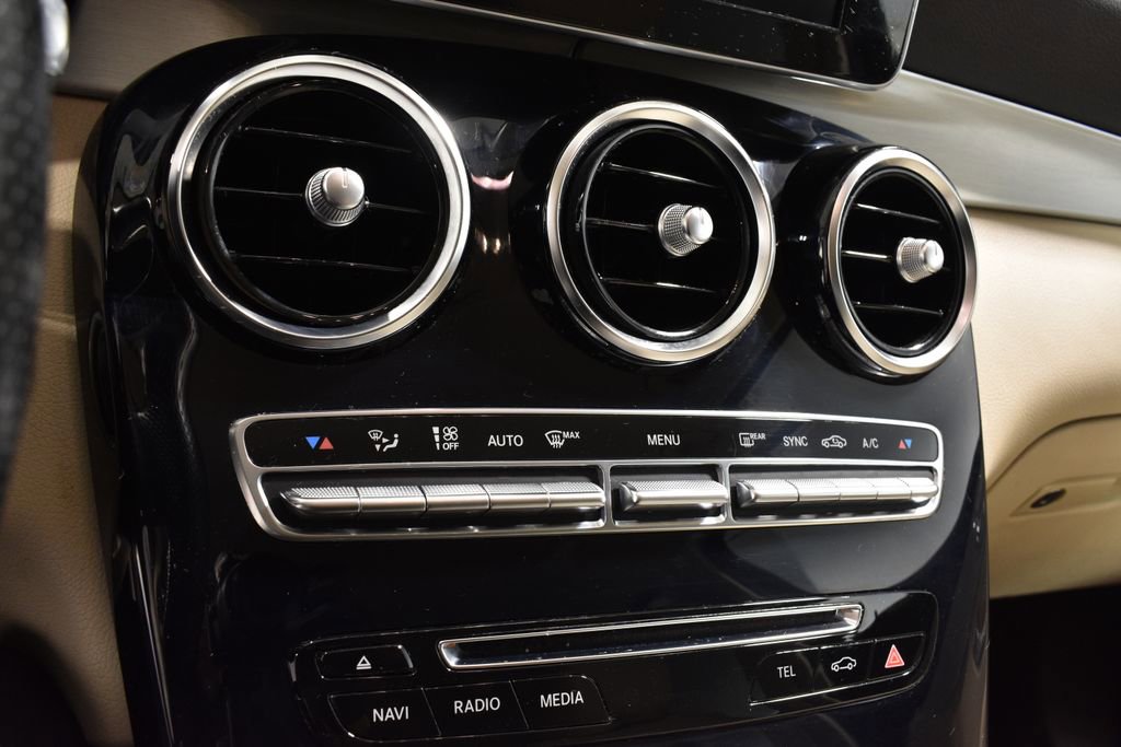 Used 2017 Mercedes-Benz GLC 300 GLC 300 image 24