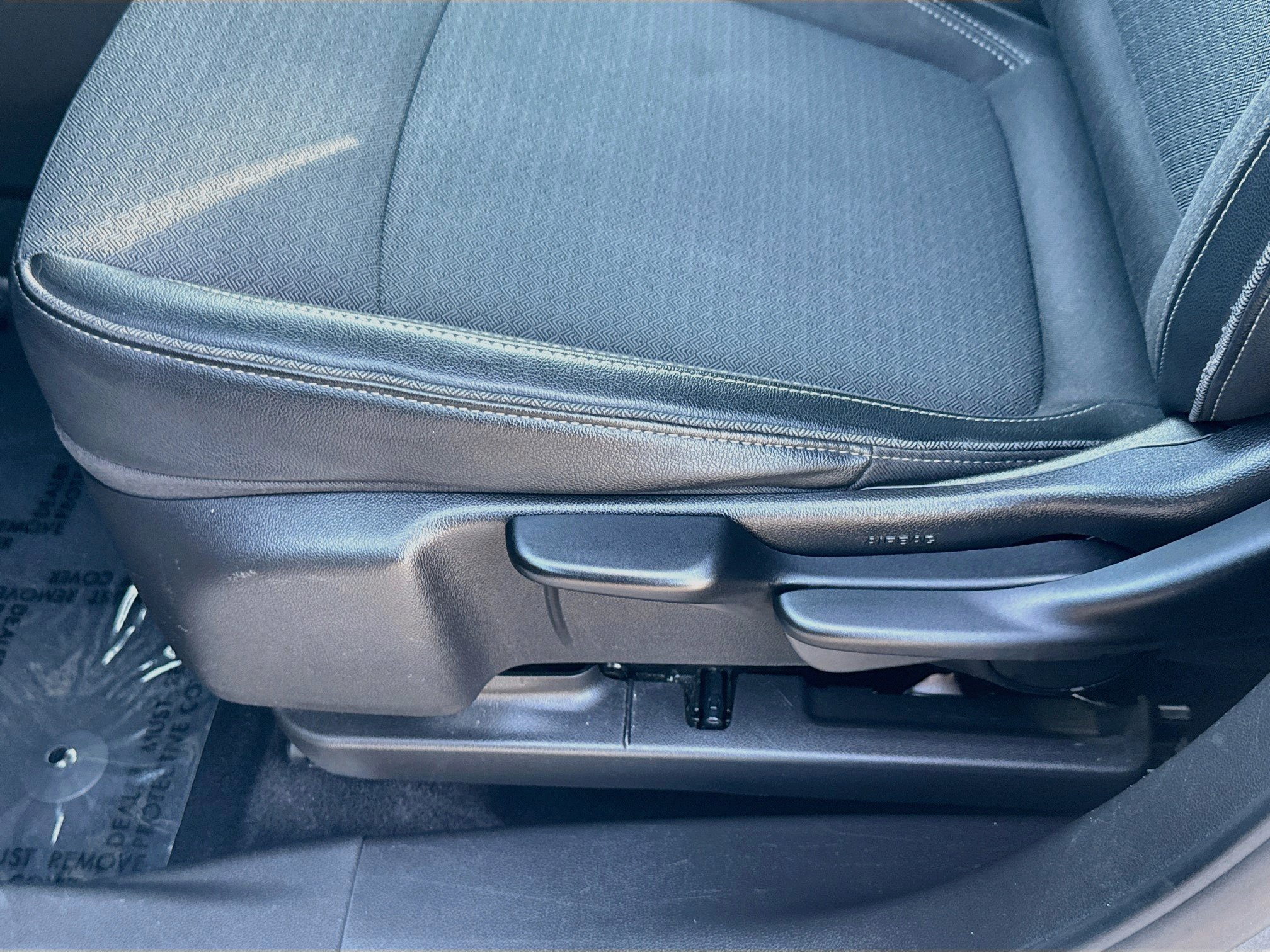 Used 2020 Buick Encore GX Preferred FWD image 17