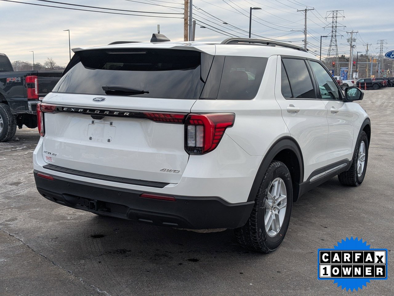 Certified 2025 Ford Explorer Active image 4