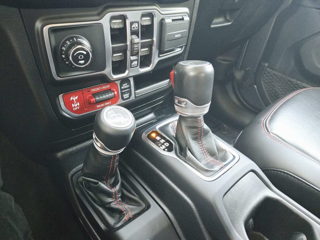 Certified 2021 Jeep Gladiator Rubicon AWD/4WD image 35