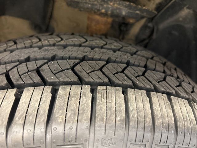 Used 2019 Toyota RAV4 Limited AWD/4WD image 5