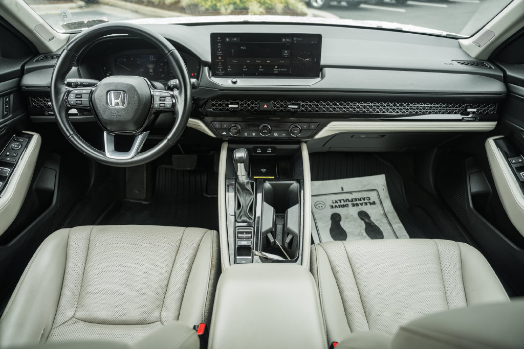 Used 2024 Honda Accord Touring image 19